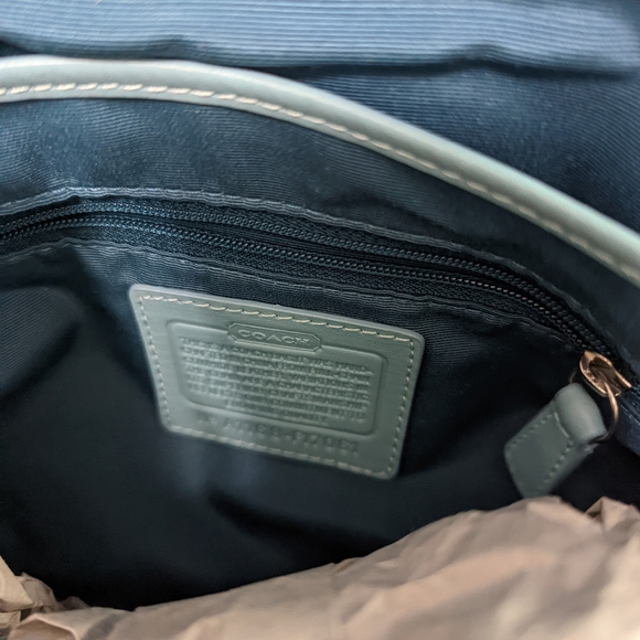 New Coach patent leather purse. Blue with buckle - Picture 15 of 16